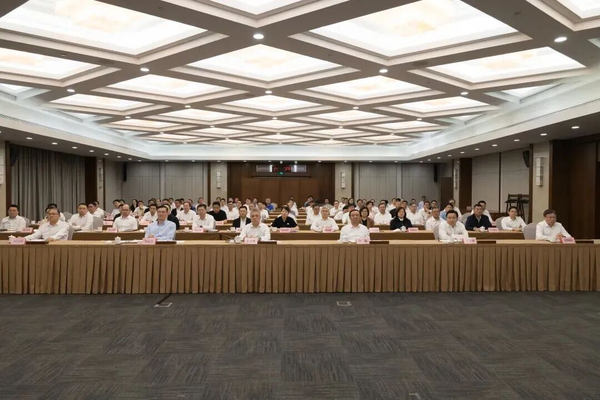 图1.png